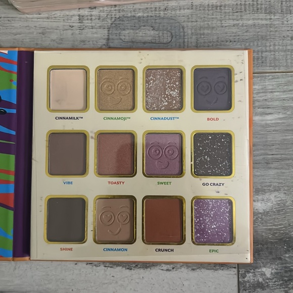 Eyeshadow bundle - Picture 3 of 4